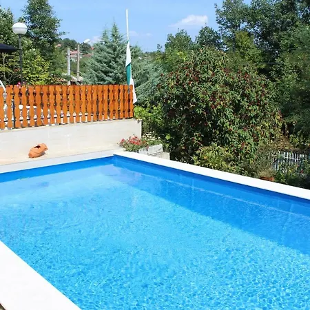 къща за гости-