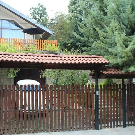 Villa къща за гости-