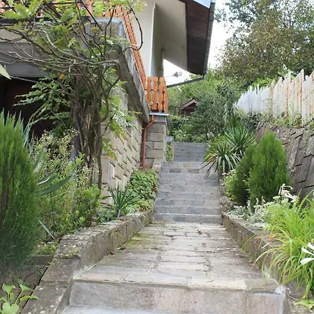 къща за гости-